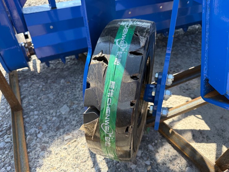 #2036-•-unused-top-cat-ssscr72-skid-steer-soil-conditioner-inv#51816-image-5