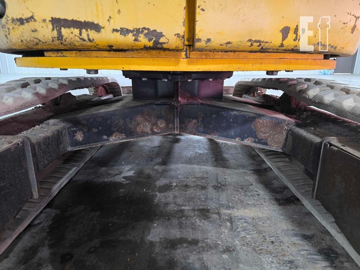 jcb-8032-image-24