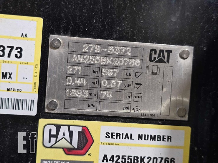 2025-caterpillar-255-image-13