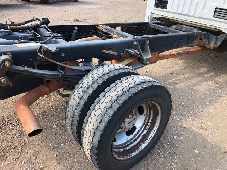 2019-ford-f550-image-9