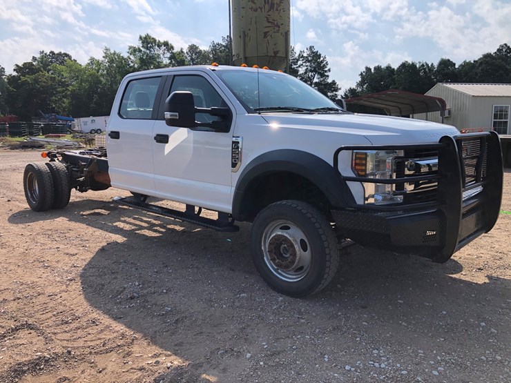 2019-ford-f550-image-3