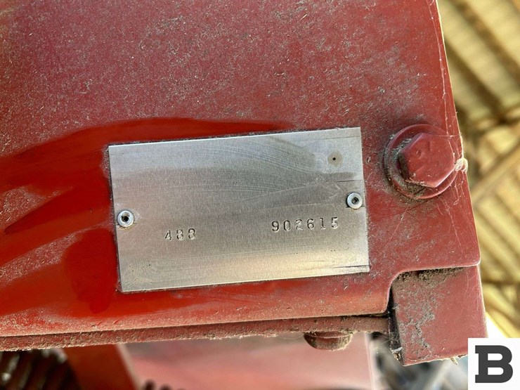 new-holland-488-image-14