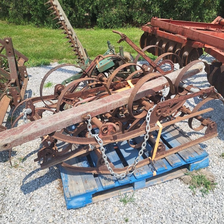 Oliver 9' Harrow