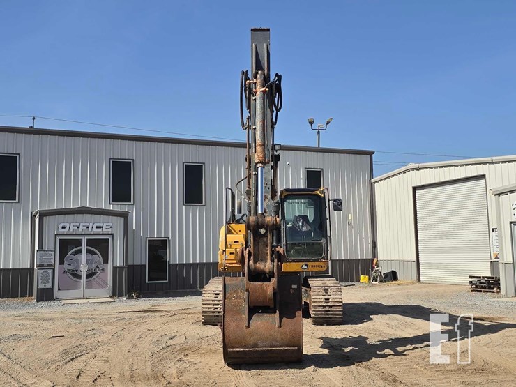 2016-deere-180g-lc-image-7