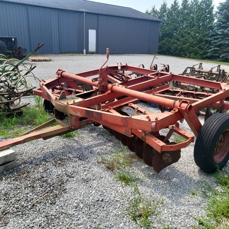 Oliver 242 Disk