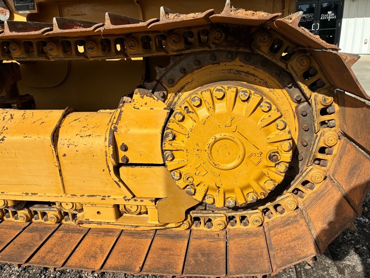 2014-caterpillar-d3k2-lgp-image-6