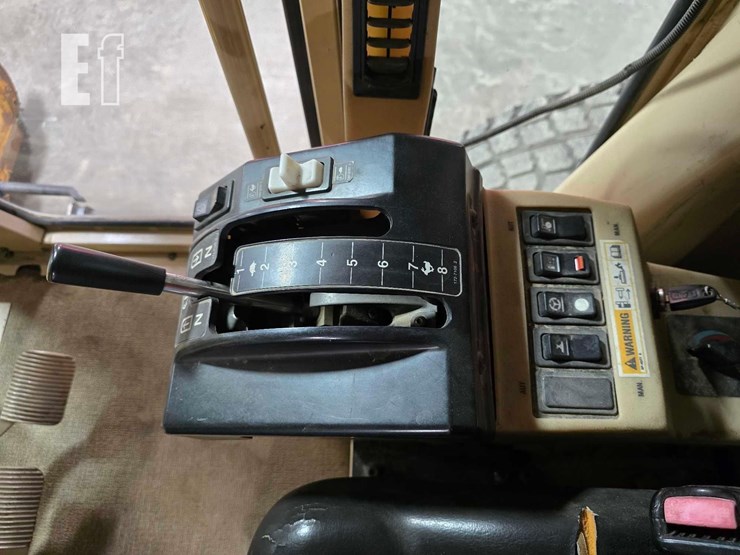 2006-caterpillar-143h-image-22