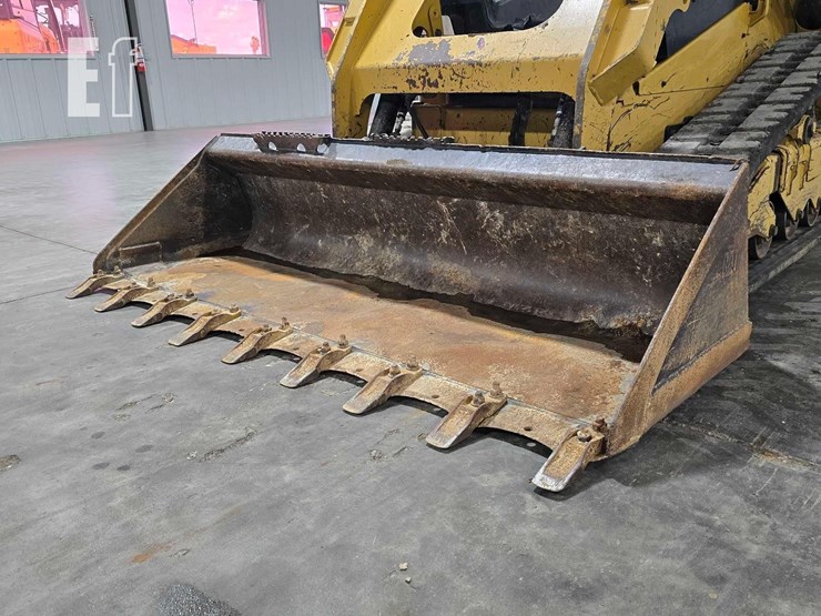 2022-caterpillar-259d3-image-9