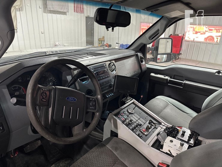 2015-ford-f450-image-14