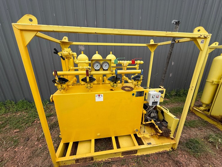 meyer-3k-wp-diesel-powered-4-station-accumulator-closing-unit,-skidded-image-1