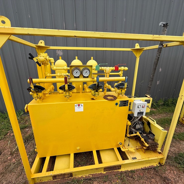 MEYER 3K WP DIESEL POWERED 4-STATION ACCUMULATOR CLOSING UNIT, SKIDDED