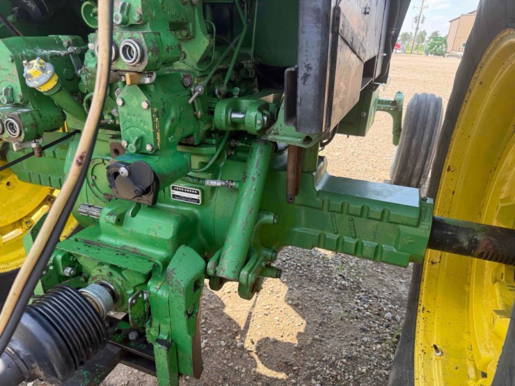 john-deere-4440-image-14
