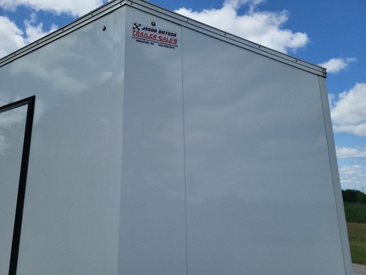 2022-united-enclosed-tandem-axle-bumper-trailer---nice-one-owner-image-51