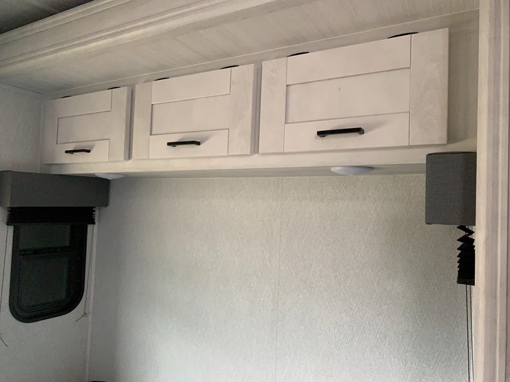2024-east-to-west-entrada-motorhome-image-27