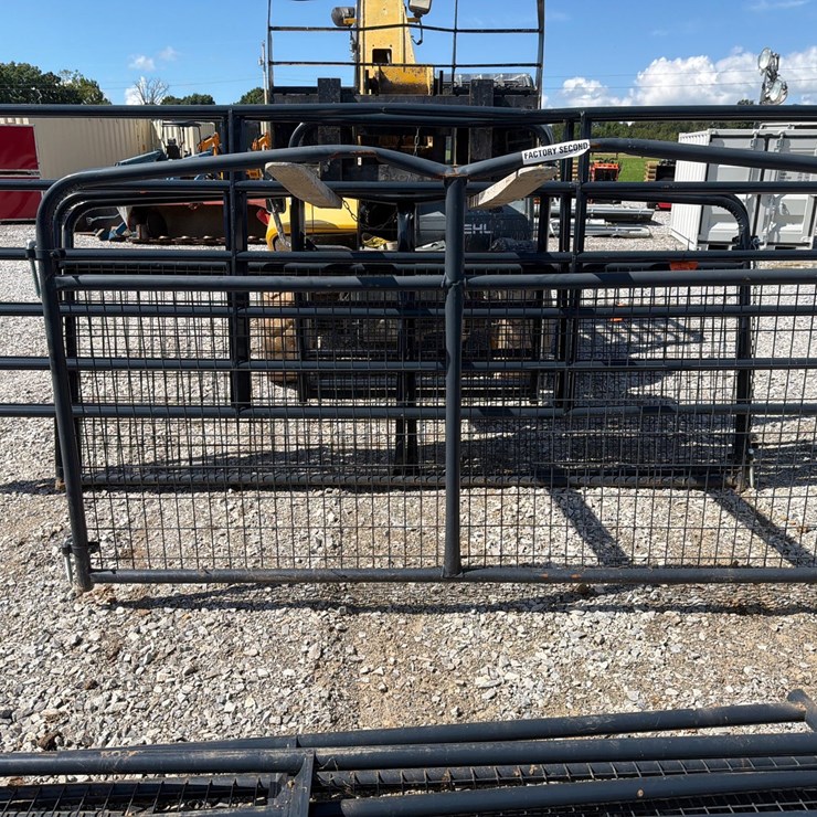 #73 • 8ft tarter gate