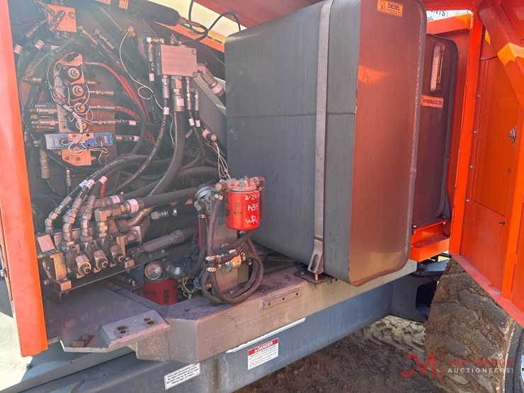 2018-snorkel-ab60j-boom-lift-image-13