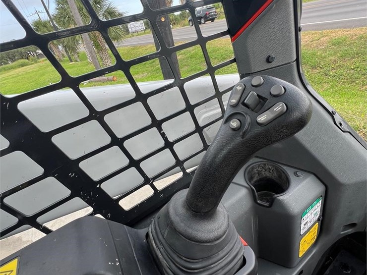 2025-bobcat-t66-image-10