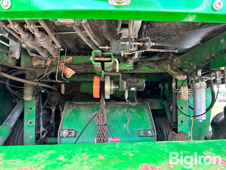 2004-john-deere-7700-image-16