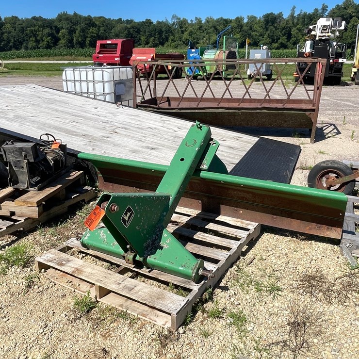 JOHN DEERE 65