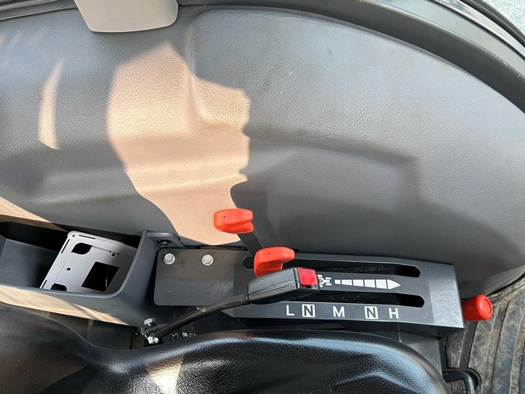 kubota-mx6000-image-32