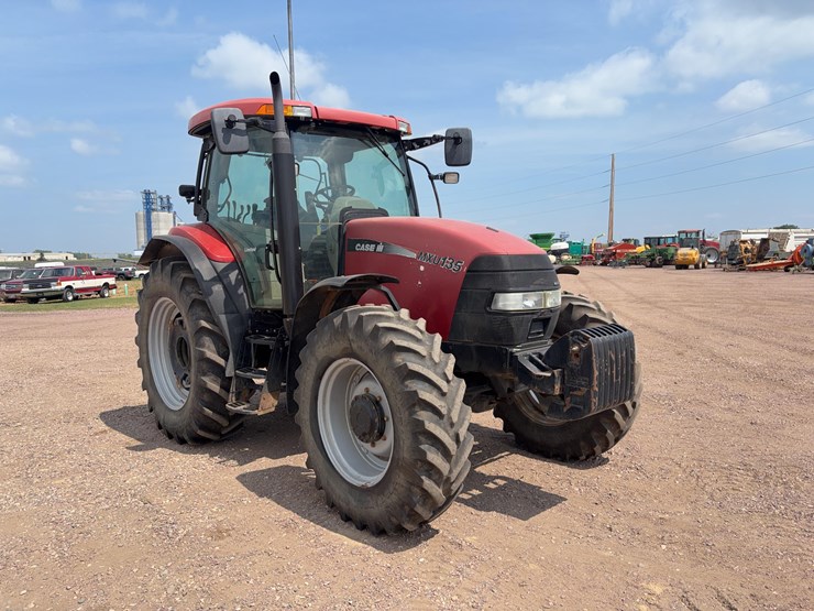 2006-case-ih-mxu135-image-3