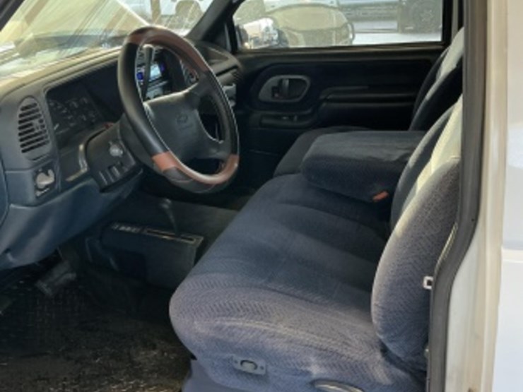 1995-chevrolet-2500-image-20