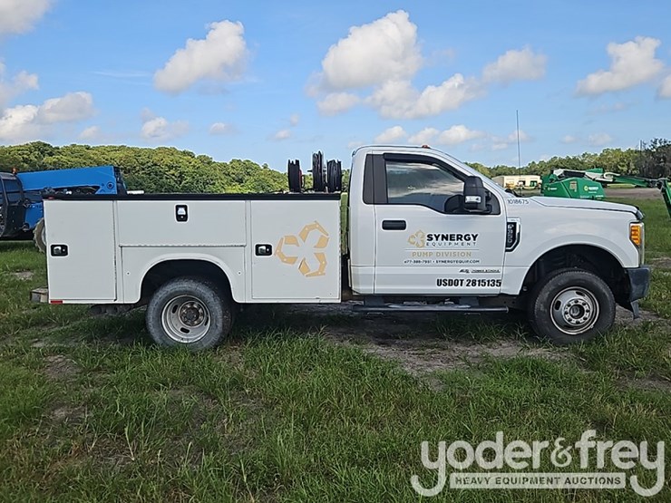 2017-ford-f350-image-5