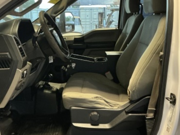 2017-ford-f350-image-21