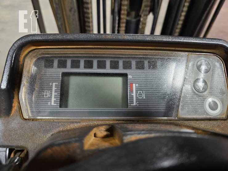 2018-caterpillar-gp25n-image-16