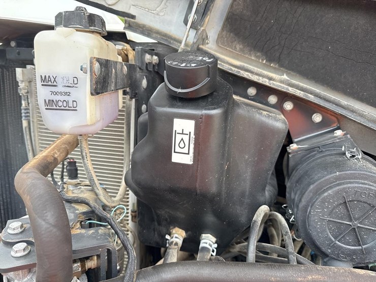2023-bobcat-e88-image-95
