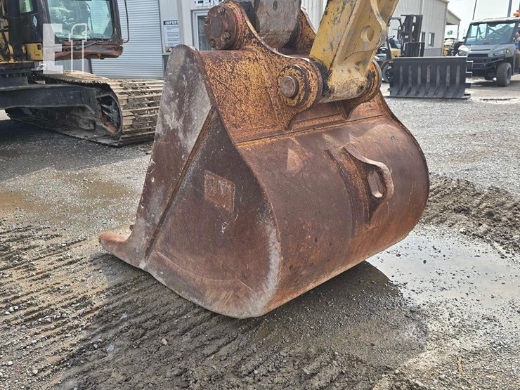 2014-caterpillar-320el-image-12