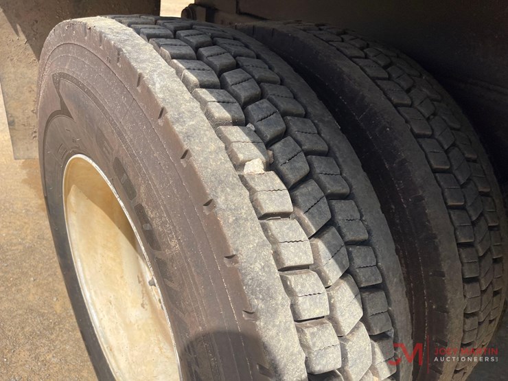 2011-hino268-s/a-dump-truck-image-9