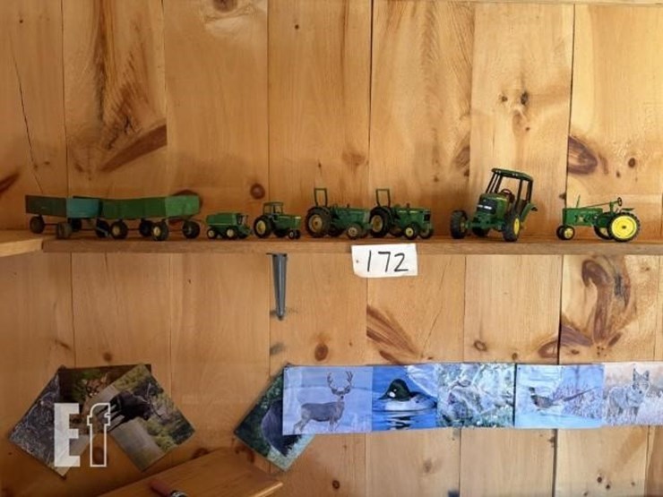 john-deere-toy-tractors-image-1