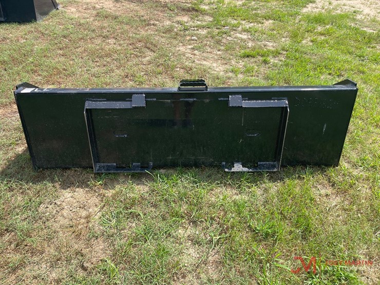 unused-77"-smooth-bucket-skid-steer-attachment-image-3