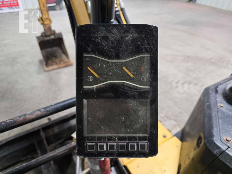2021-caterpillar-306cr-image-23