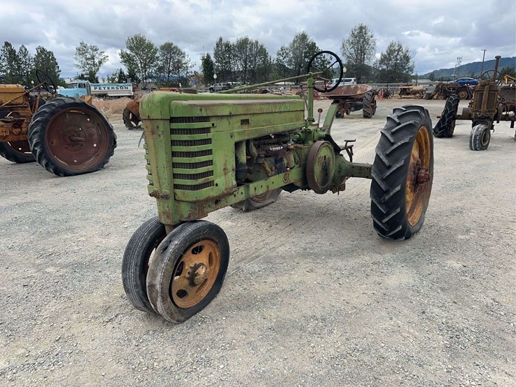 john-deere-h-image-1