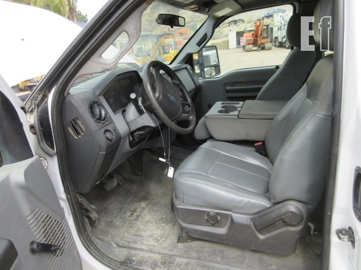 2014-ford-f250-xl-image-7
