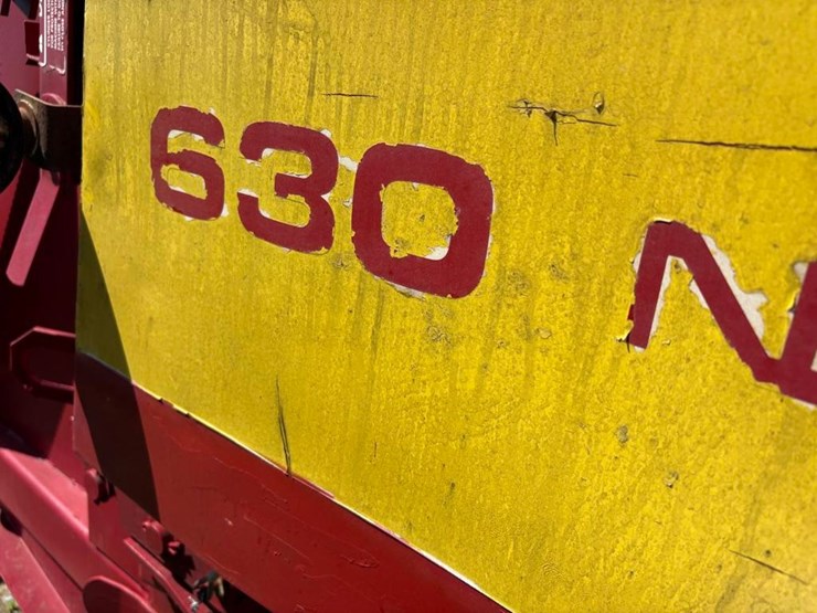 1990-new-holland-630-image-8