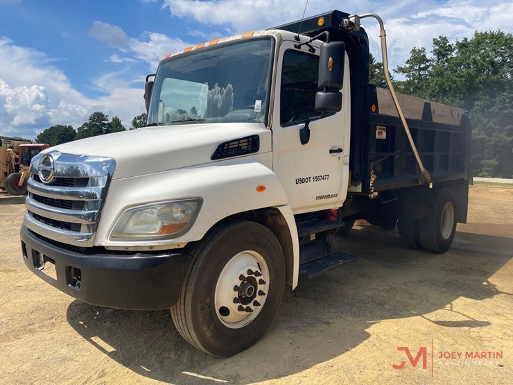 2011-hino268-s/a-dump-truck-image-6