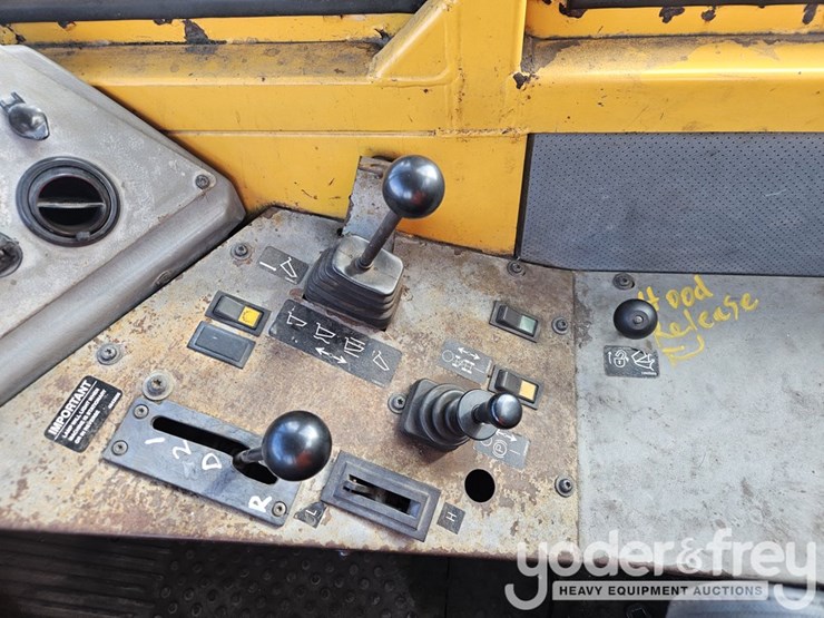 volvo-a25c-image-26