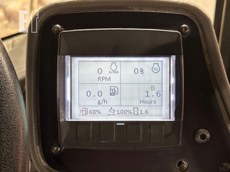 2019-caterpillar-cp56b-image-19