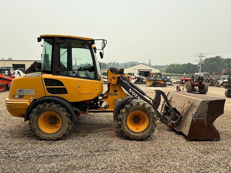 volvo-l20f-image-5