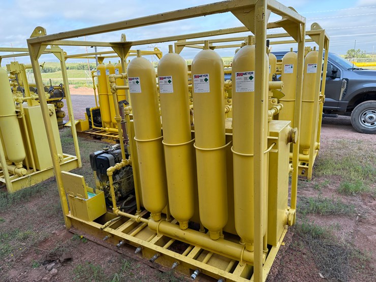 meyer-3k-wp-diesel-powered-4-station-accumulator-closing-unit,-skidded-image-3
