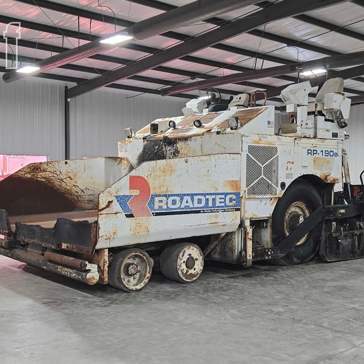 2008 ROADTEC RP190E