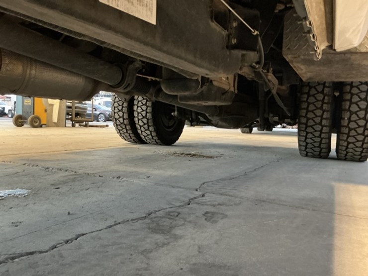 2017-ford-f350-image-27