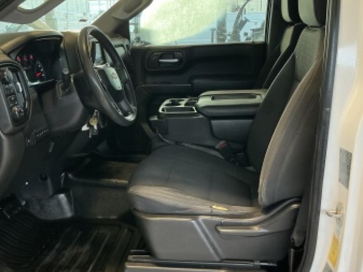 2021-chevrolet-silverado-1500-image-21
