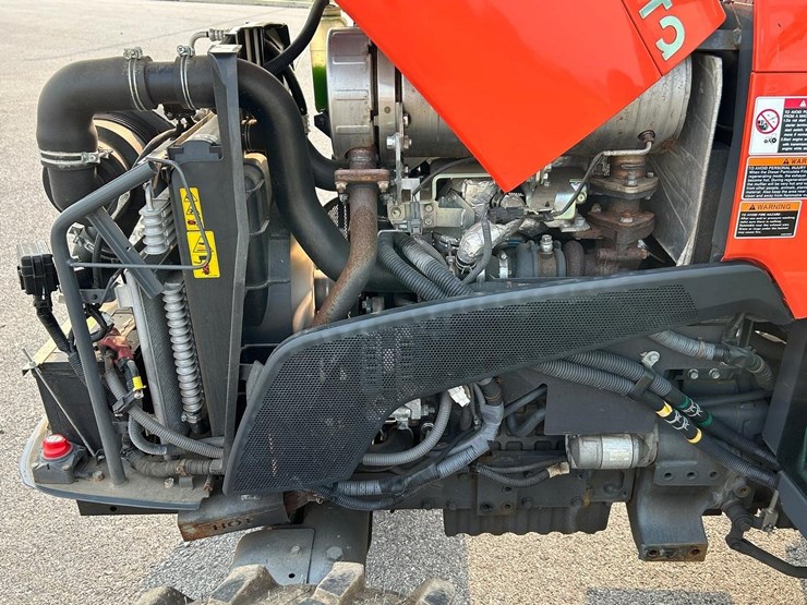 kubota-mx6000-image-12