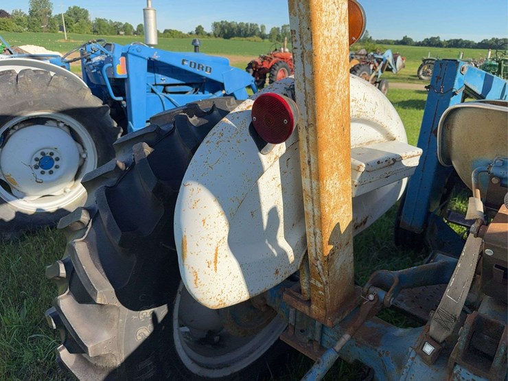 ford-3600-image-18