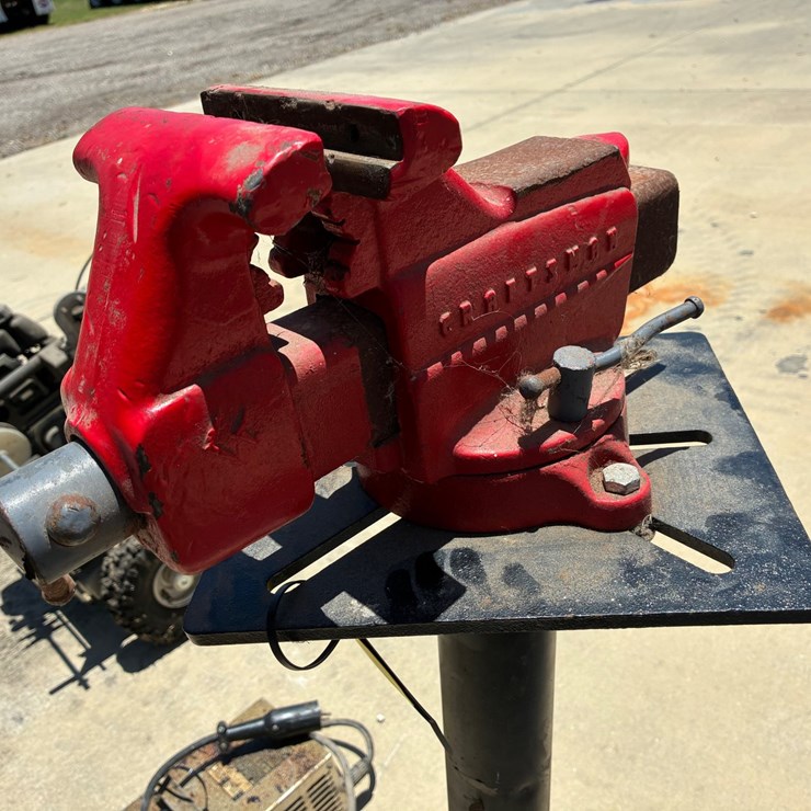#20264 • Craftsman vise
