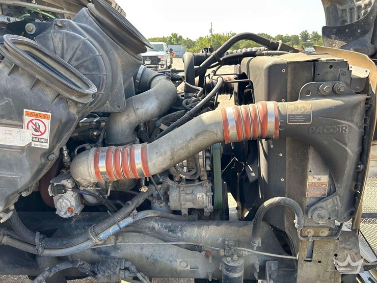 2009-kenworth-t300-s/a-dump-truck-image-9